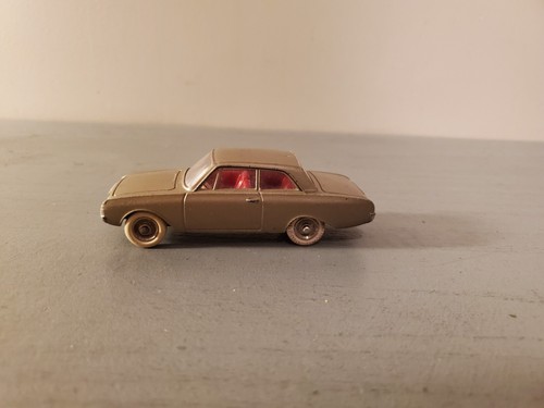 Ford taunus 17m dinky toys - ford,