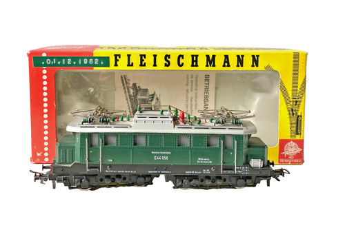Locomotive electrique 4330 - 4330, db