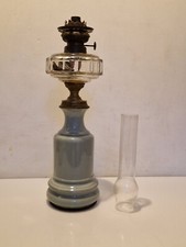Baccarat?  - Lampe à pétrole porcelaine céladon H. 72 cm - Kaestner & Toebelmann