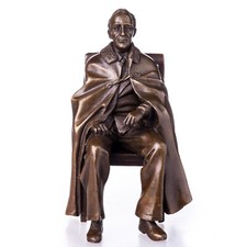 Statue en bronze de Harry S. Truman sur un chaise d'après Léon Pitel