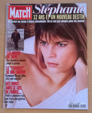 PARIS MATCH N°2490