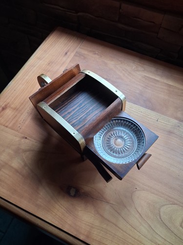 Ancien distributeur vintage - , a