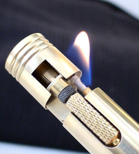 Briquet @ Forme Rouge à Lévre type Flamidor Favori  @ Vintage Lighter Feuerzeug