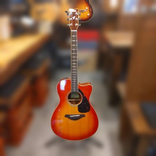 Guitare électro acoustique - guitare, électro-acoustique