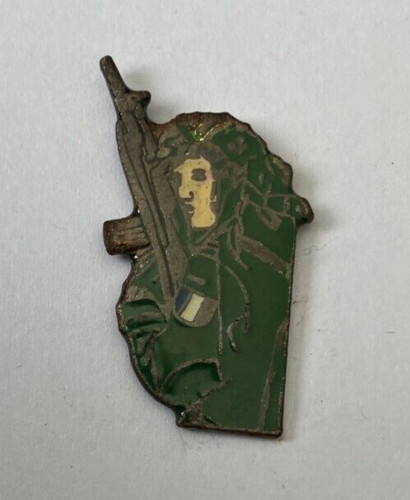 Pin soldat francais en - -, pin's