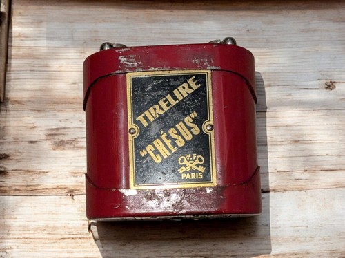 Ancienne tirelire rouge - ancienne,