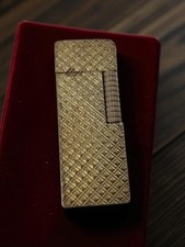 Ancien briquet à gaz