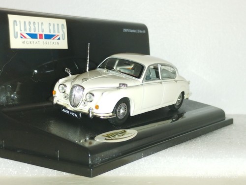 Daimler saloon vitesse - 2.5l,