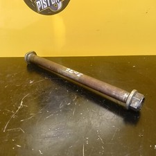 AXE DE ROUE ARRIERE KAWASAKI