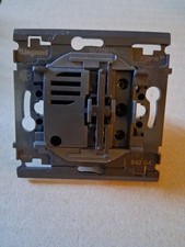 Bouton poussoir  Legrand