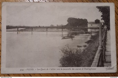 Vichy les quais - (allier),