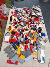 Lego  , Lot de Différentes Pièces ,Plaques Briques ETC.,  .3 Kilos ( 5 )
