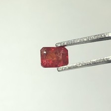 rubis naturel 0,57 carats