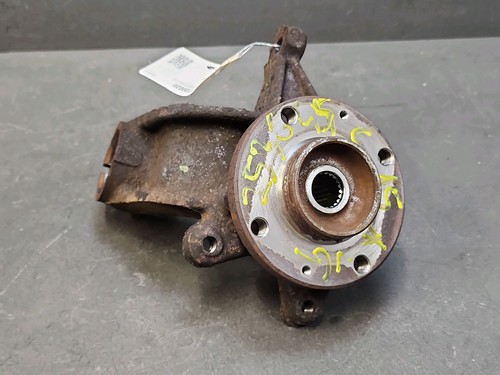 Pivot porte fusée avant