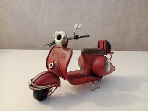Miniature vespa venezia rouge - vespa,