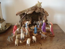 Lot 22 santons Devineau taille 5 porteur eau,chien,chèvre+étable crèche complète