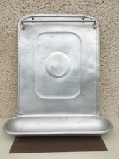 Ancien égouttoir mural en