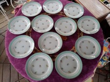 12 Assiettes Plates Demi Porcelaine KG Lunéville Vert Céladon Déco Floral 22,5cm