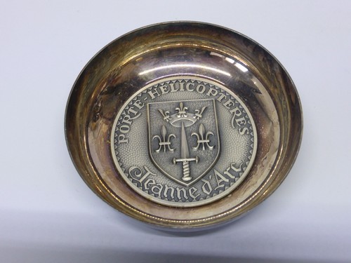 Medaille coupelle porte - coupelle,