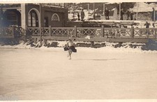 BD669 Carte Photo vintage card RPPC Femme woman patinage glace patin