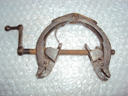 Objet très ancien chien - objet,