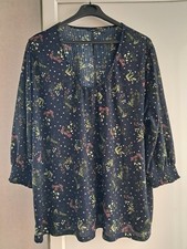 Tunique neuve taille 54-56 floral Kiabi