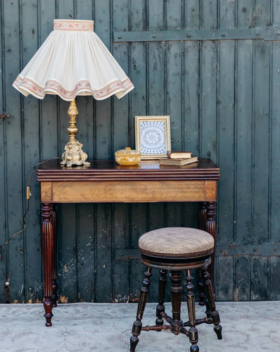 Billie table de - la,