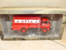 CAMION D'AUTREFOIS N°075