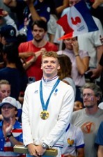 Leon Marchand Jeux Olympiques 2024 Paris France Marie Antoinette Cérémonie Dion