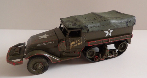 Militaire half track - half,