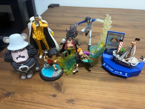 Lot figurines one piece - lot, de