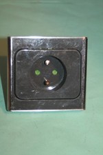 Legrand diplomat Prise 2p+t