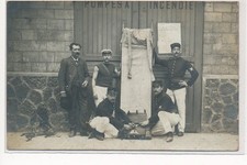 LE PRE SAINT-GERVAIS : pompiers, materiel - tres bon etat