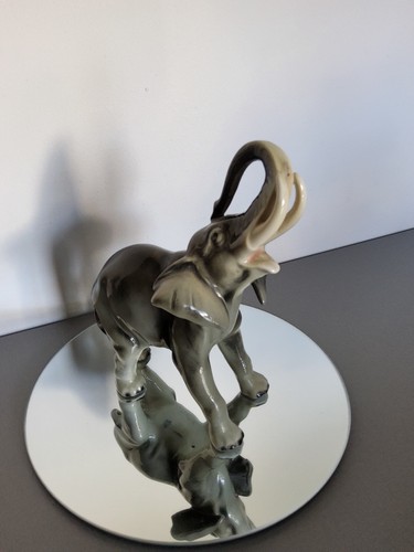 Ancienne sculpture elephant - sculpture,