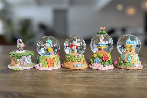Disney alice wonderland - alice,