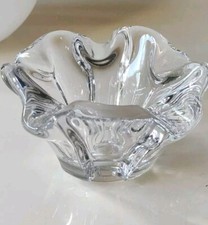 Vide poche/Cendrier, Forme florale organique Style Baccarat en Cristal