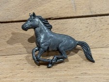 b  PINS PIN CHEVAL HORSE