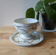 Tasse et soucoupe en