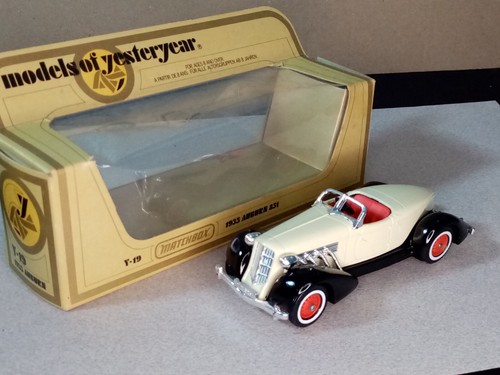 Auburn 851 1935 matchbox - 1/43,