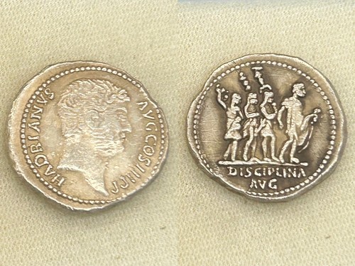 Ancienne pièce - g),