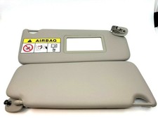 Paire de pare-soleil