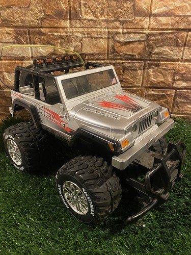 Vintage nikko jeep rubicon - r/c,