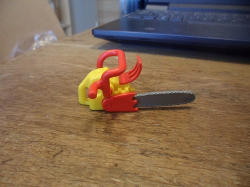 Tronçonneuse playmobil - tronçonneuse,