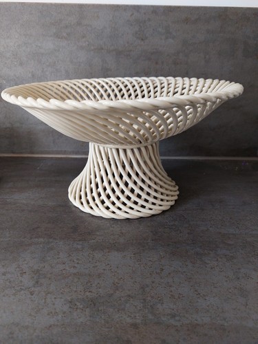Coupe sur pied grande superbe - coupe, pied/grande