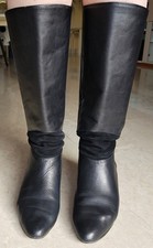 Bottes en croute de cuir de