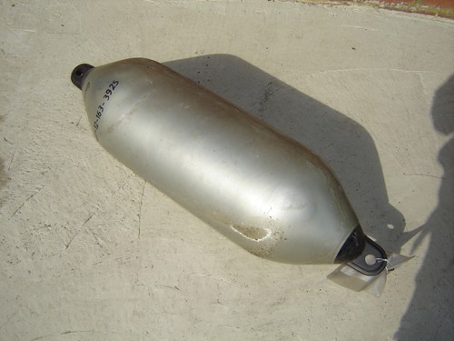 Polyform gris fender - gris,