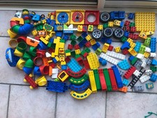 lot Duplo lego nombreuses pièces, quelques personnages bon état