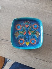 Plat en céramique émaillée