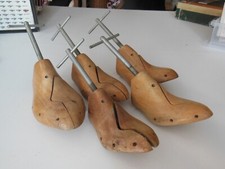 Lot d'anciens embauchoirs " 000 - 00 - 0 - 1 - 3 ",  outils de cordonnier