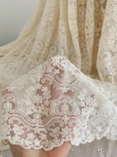 Tissu dentelle florale - en,